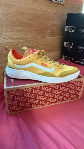Tênis vans UA ULTRARANGE EXO