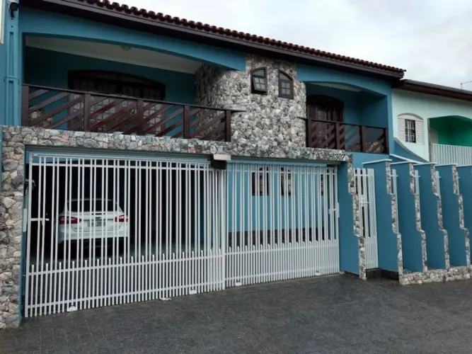 Casa, 260 m² - venda por R$ 1.250.000,00 ou aluguel por R$ 10.250,00 - Parque Jataí - Voto