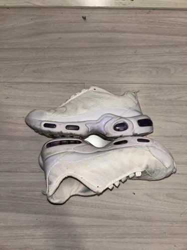 Tênis air max tn