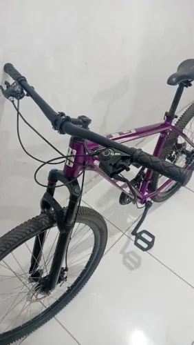 Bicicleta GT Chroma Aro 29 - Freio a Disco - R$ 1.000
