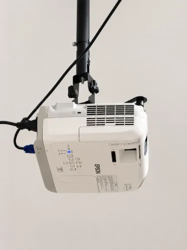 Oportunidade - Projetor Epson - EB-X18 3LCD, 3.000 lúmens