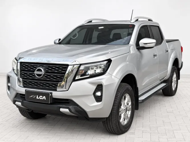 Nissan Frontier XE CD 4X4 2.3 Bi-TB Diesel Aut. 2025