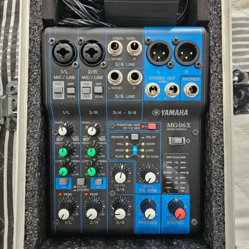 Mesa de som Yamaha mg06x