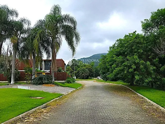 Terreno em Condomínio 454m² à venda em Ratones, Florianópolis.
