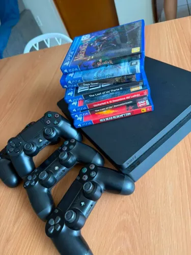 Ps4 slim