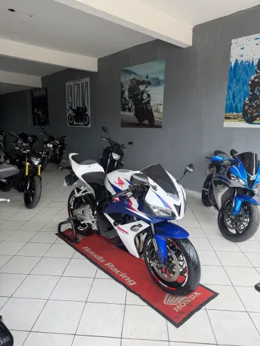Cbr 600rr  Hrc aceito troca