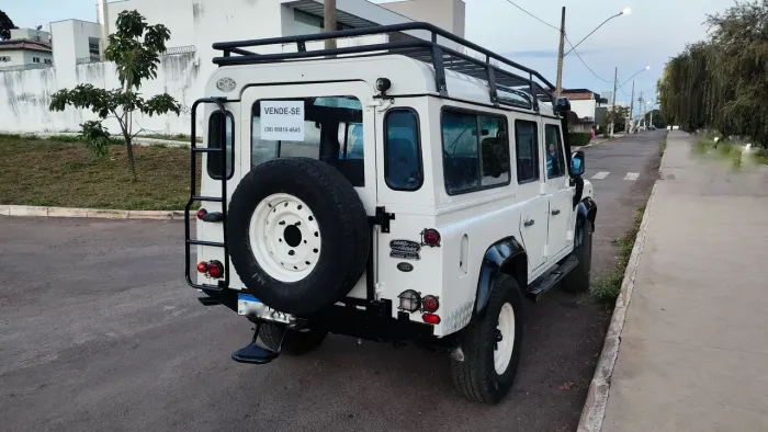 Land Rover Defender 110 TDI SW Diesel 1995
