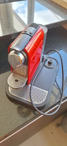 Cafeteira Nespresso Citiz Milk vermelha 110v 20a 