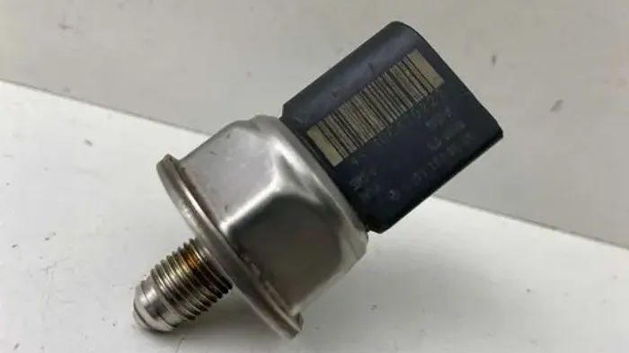 Sensor Pressão Combustível Mercedes C180 2011 A2711530328