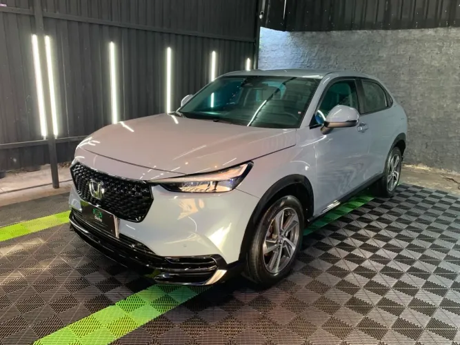 Honda HR-V Touring 1.5 TB 16V 5P Aut. 2025