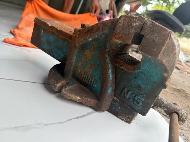 Torno de bancada 