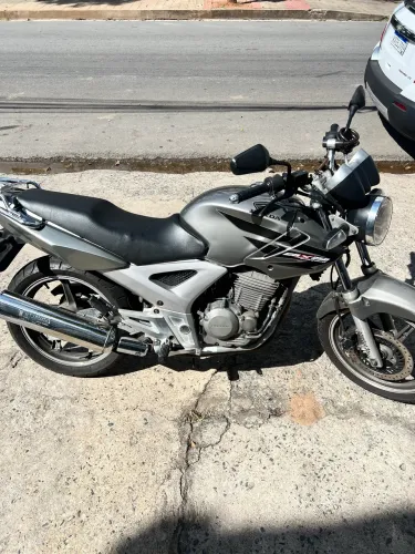 Twister 250 Muito conservada!