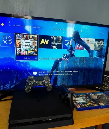 Playstation 4 slim