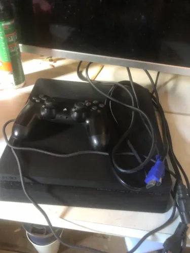 Ps4 slim 1 tb