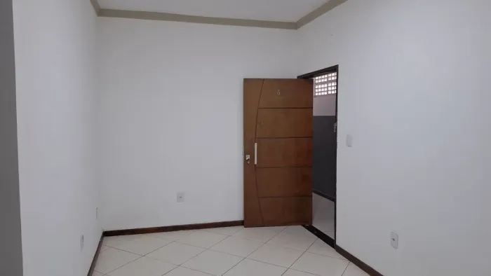 Belíssimo apartamento de 2/4 para aluguel próximo ao centro da cidade R$ 950'00