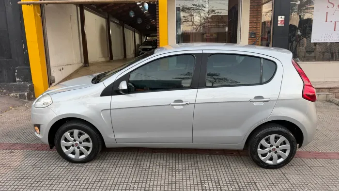 Fiat Palio Attractive 1.0 EVO Fire Flex 8V 5P 2013