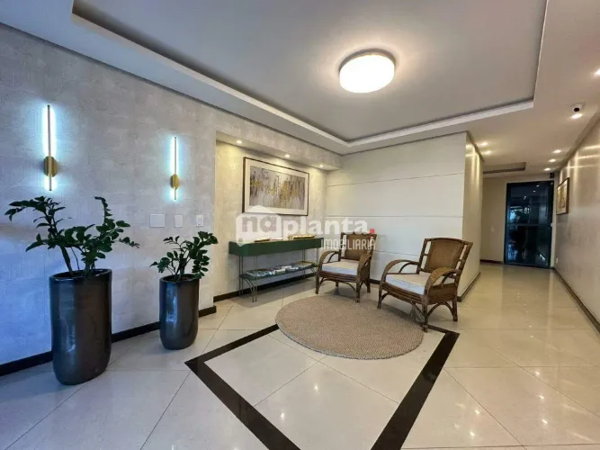 Apartamento com 03 dormitórios 01 suíte com 2 Vagas, no bairro Itaguaçu em Florianópolis/S