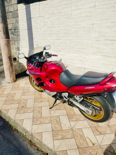 Vendo moto gsx 750f 