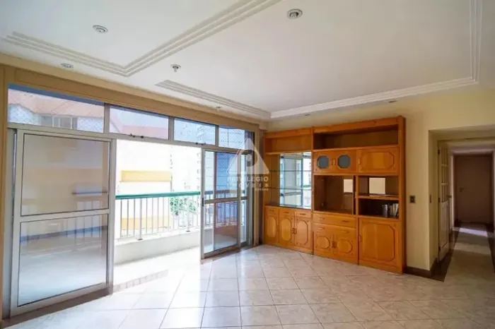 ?Apartamento de Alto Padrão em Localização Privilegiada à venda no Ingá!!