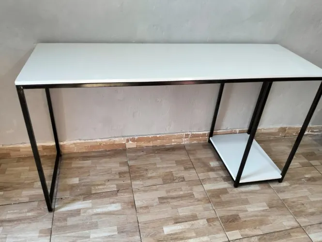 Escrivaninha ( feita sob encomenda)