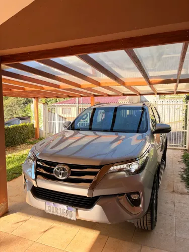 Toyota Hilux SW4 SRX 4X4 2.8 TDI 16V Dies. Aut. 2018