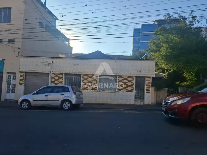 TERRENO Á VENDA -LOCALIZAÇÃO CENTRAL