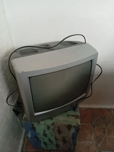Vende- se tudo por 240,00