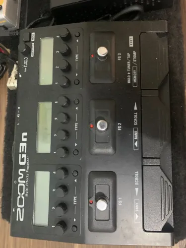 Pedaleira multi-efeitos Zoom g3n