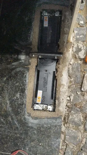 Porta de vidro mola de piso manutenção em geral 