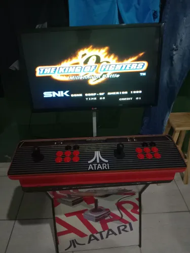 Fliperama arcade com mais de 10 mil jogos ,mais tv de 32 polegadas 