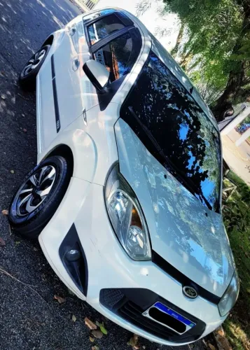 Ford Fiesta Sedan SE 1.0 8V Flex 4P 2014