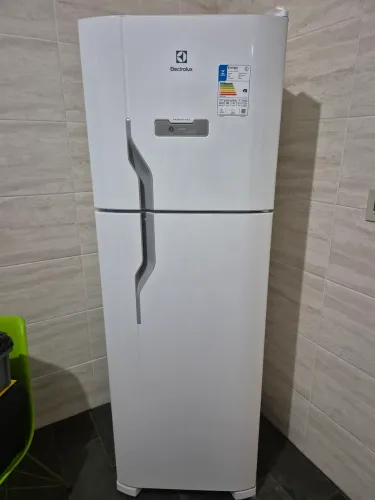 Geladeira pra venda