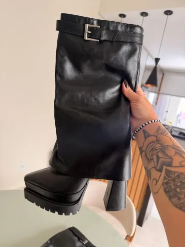 Bota Arezzo