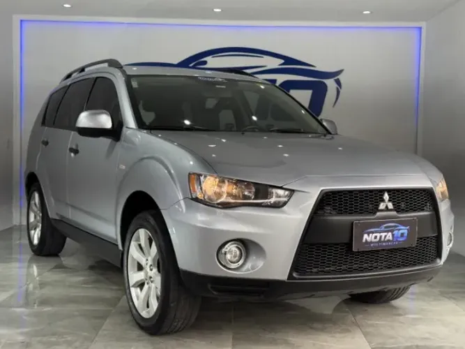 Mitsubishi Outlander 2.0 16V 160cv Aut. 2013