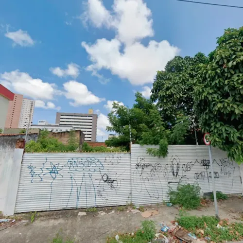 Lote/Terreno para aluguel possui 346 metros quadrados em Parquelândia - Fortaleza - CE