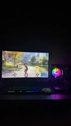 ? PC GAMER Ryzen 5 5600G + 16GB RAM + Monitor 27? 144Hz