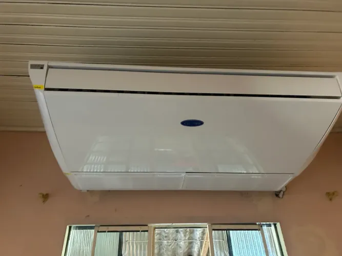 Ar carrier piso teto 31000 btus inverter