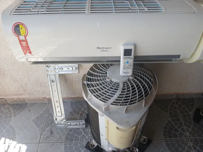 Vendo ar condicionado da smi novo 