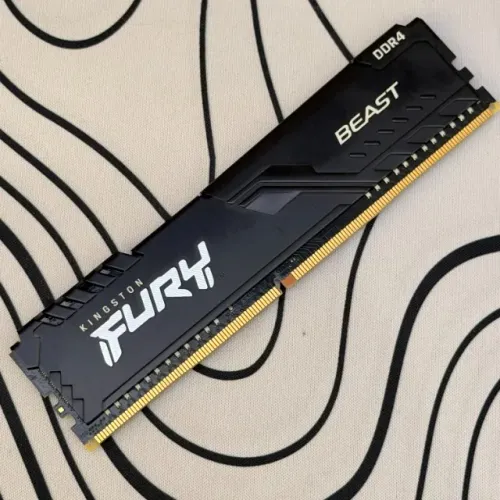Memória RAM 8GB DDR4 Kingston Fury Beast 3200MHz (Venda ou Troca)