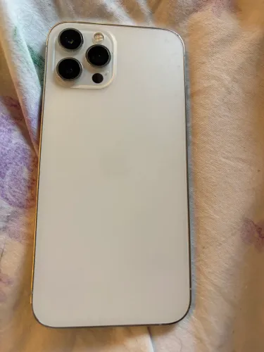 IPHONE 12 3 câmeras 