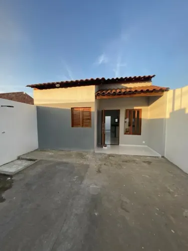 CASA DISPONÍVEL!!