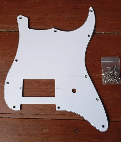 Escudo pickguard Stratocaster 1 humbucker EVH Allparts Roslen partscaster fender warmoth