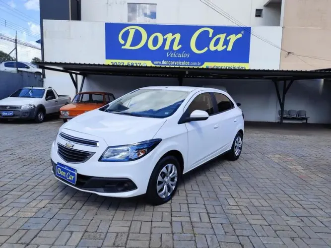 Chevrolet Onix Hatch LT 1.4 8V Flex Power Mec. 4P 2015