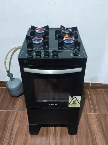 Fogão de 4 bocas mesa a vidro