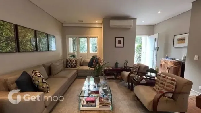Casa em Condomínio no Alto de Pinheiros, SP
