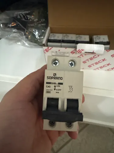 Disjuntor bipolar 40A Soprano