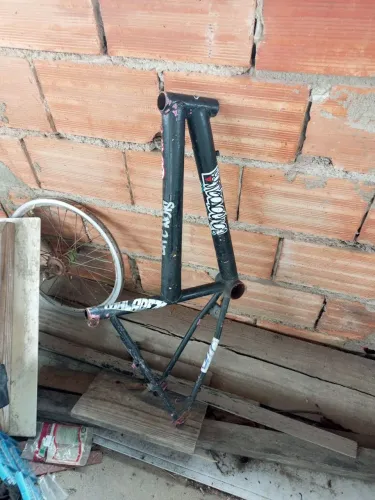 Quadro de bicicleta aro 20 