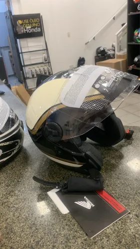 Capacete de moto