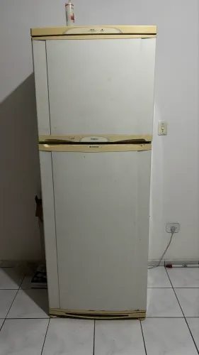 Geladeira Continental Elegance - 420 Litros - Usada