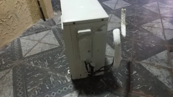 Split Electrolux Inverter Completo (Evaporadora + Condensadora) - Com Defeito H5